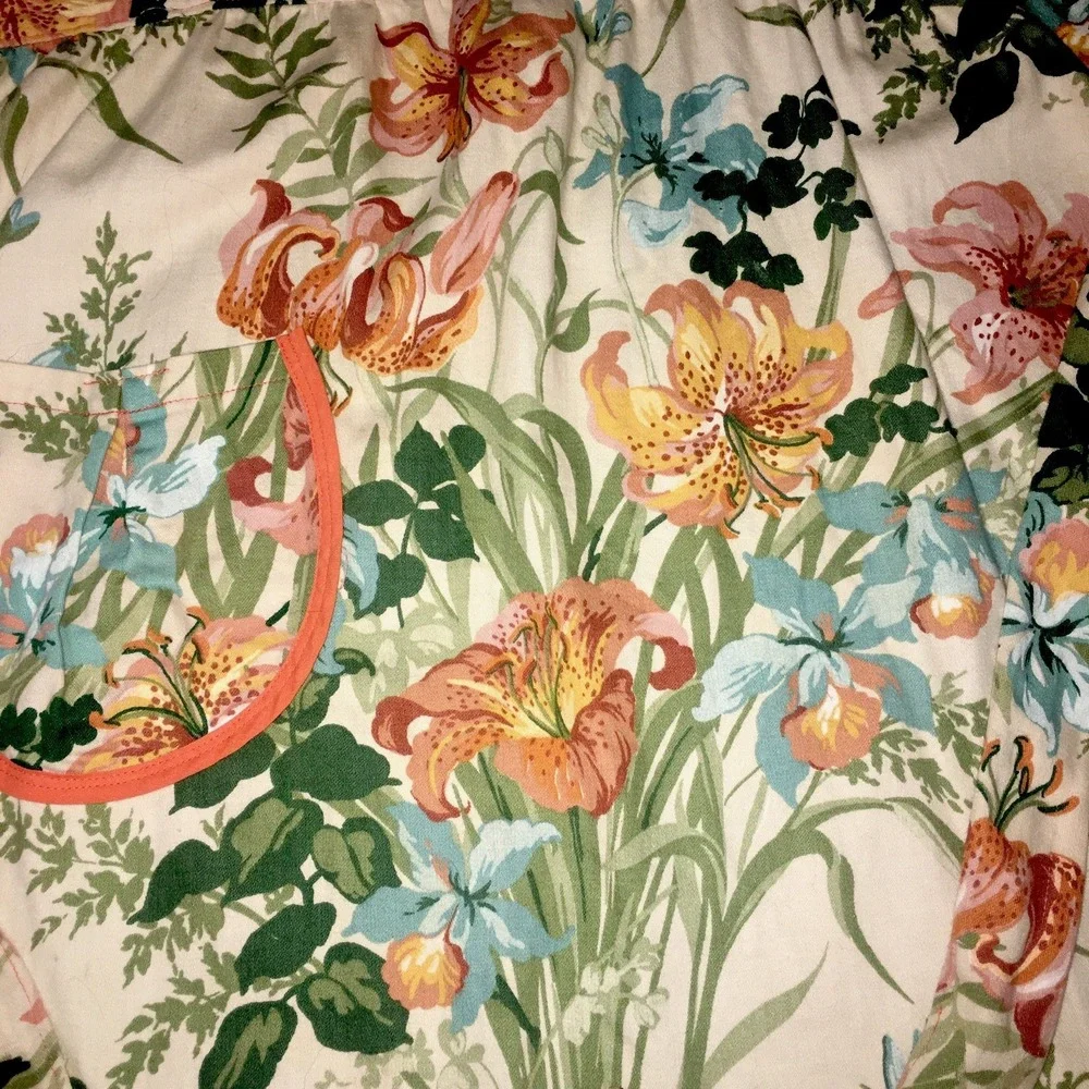 Vintage Handmade Floral Cooking Kitchen Apron Grandmacore‎ Cottagecore Bib Style